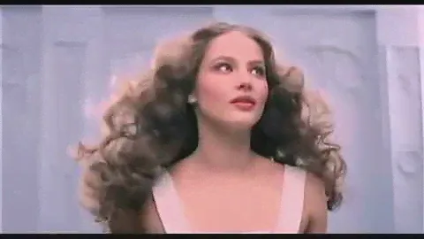 Nina Ricci Nina женская туалетная вода приз за 9 место