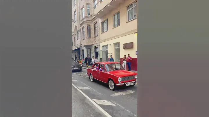 Скоро на всех улицах России ! Премьера 4 июля ! @TIMOFEEW90e @RomaRicci - На жигулях
